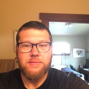 Meet your Posher, Travis